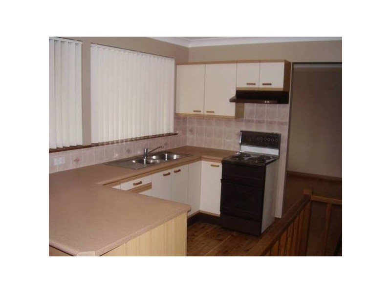 Crambronne Parade, Elermore Vale NSW 2287