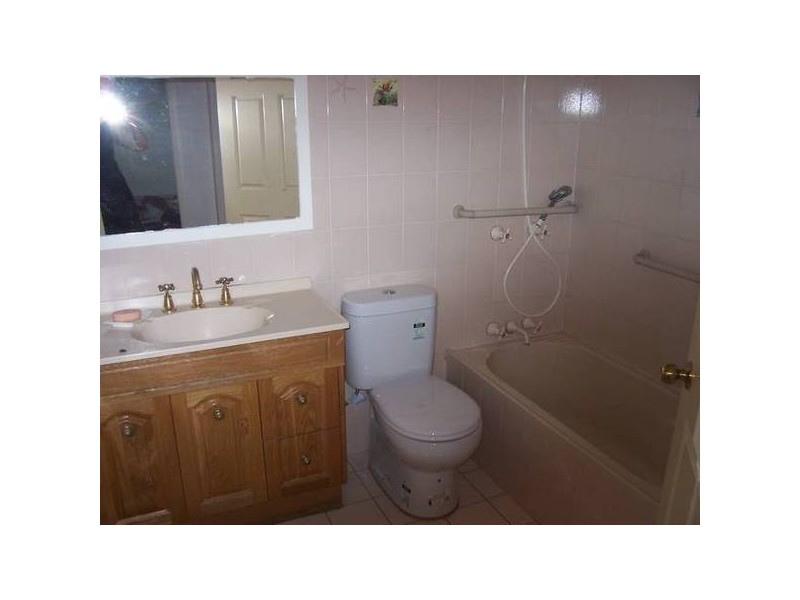 10 Helen Street, Mount Hutton NSW 2290