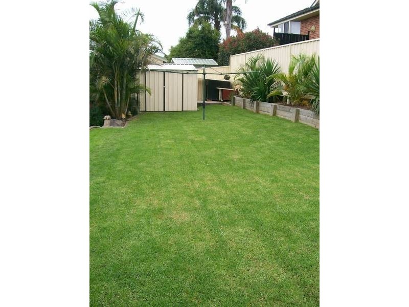 Macquarie Hills NSW 2285