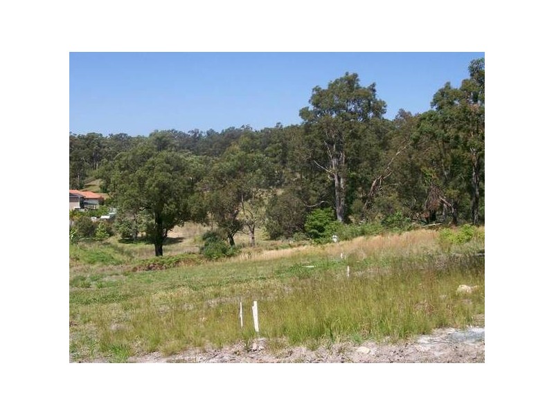 126 Wentworth Grove, Macquarie Hills NSW 2285