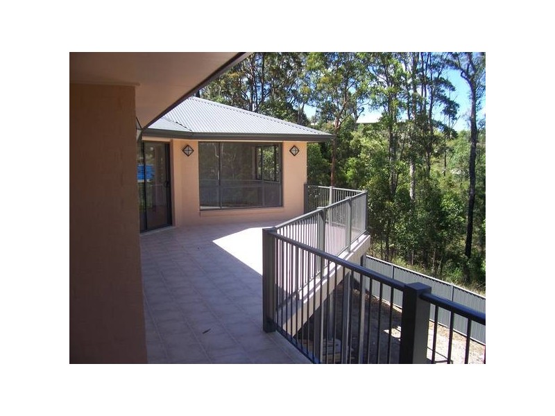 14 Julianna Cove, Cameron Park NSW 2285