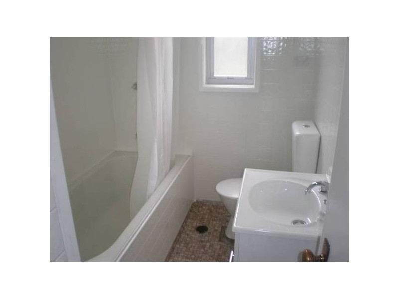 34 Rabual Street, Shortland NSW 2307