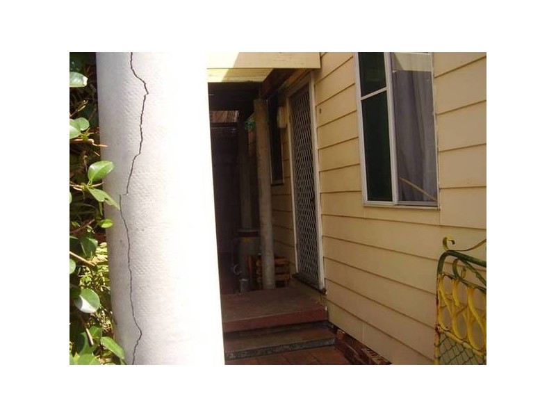 2/18 Steel Street, Redhead NSW 2290