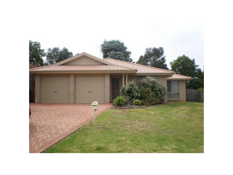 7 Burgandy Road, Gillieston Heights NSW 2321