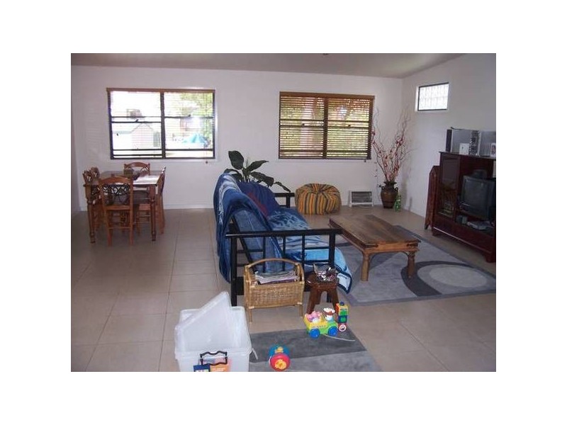 24 Kananook Crescent, Belmont North NSW 2280