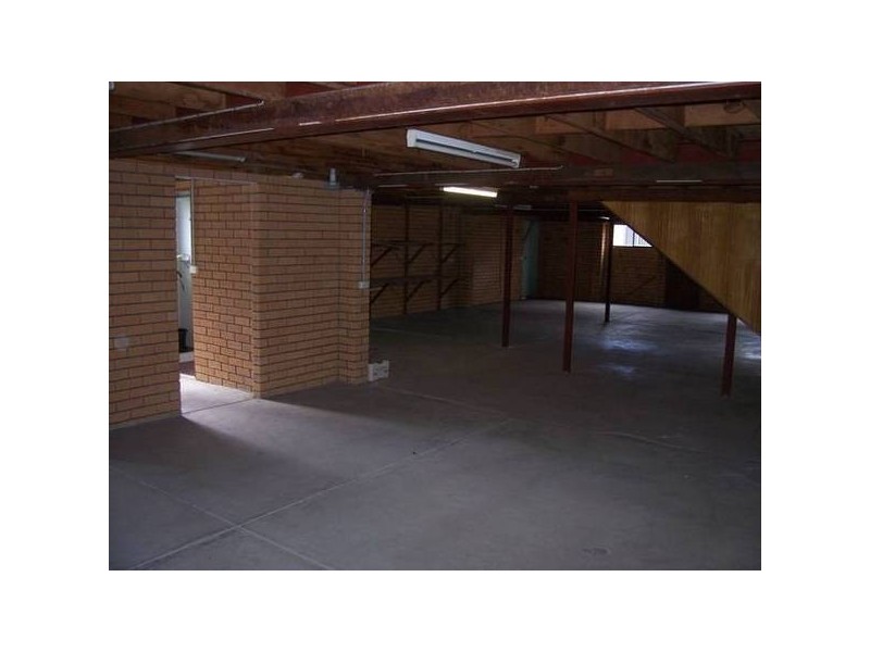 8 Longworth Aveune, Cardiff NSW 2285