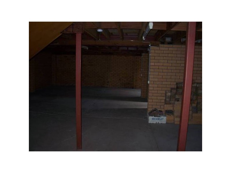 8 Longworth Aveune, Cardiff NSW 2285