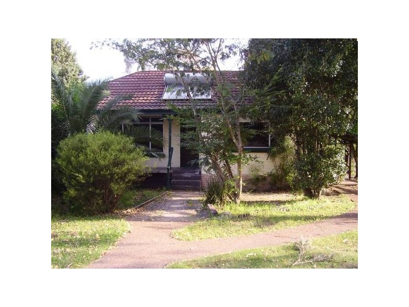 26 Queen Street, Holmesville NSW 2286