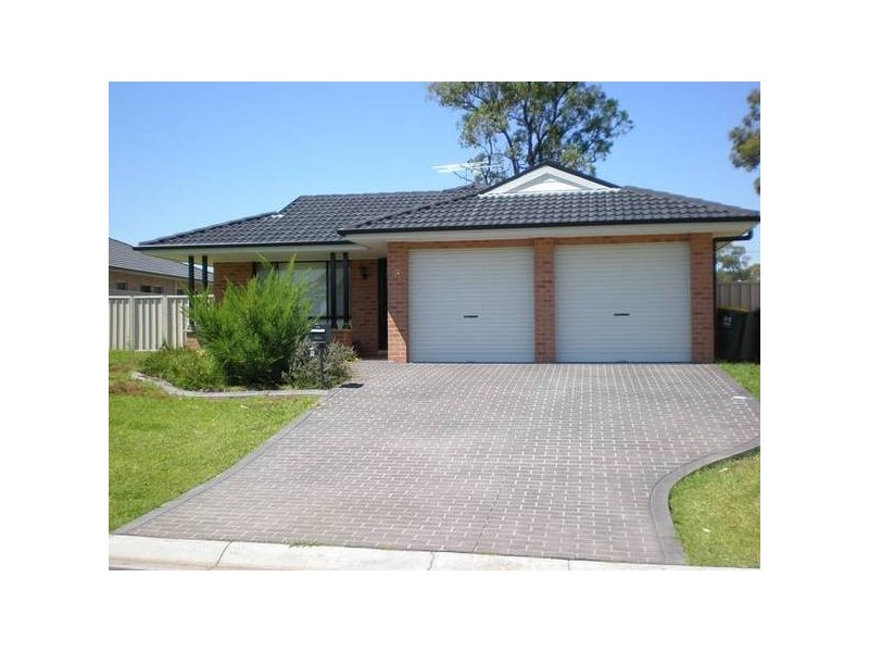 8 Ashleigh Close, Heddon Greta NSW 2321
