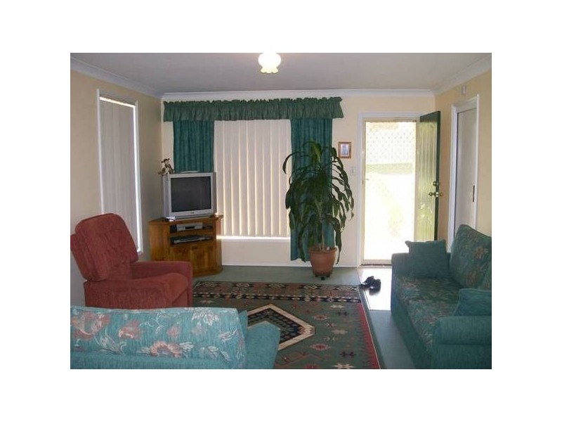 2/7 Benjamin Drive, Wallsend NSW 2287