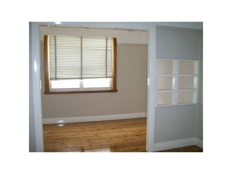 Hamilton South NSW 2303