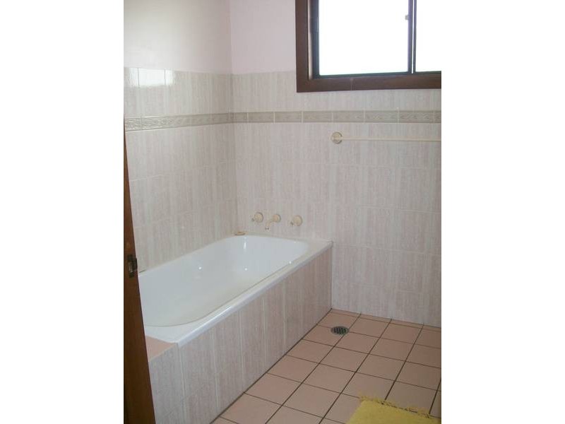 Macquarie Hills NSW 2285