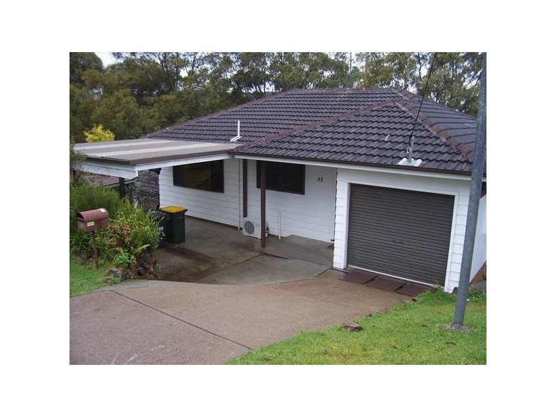 32 Andrew Road, Valentine NSW 2280