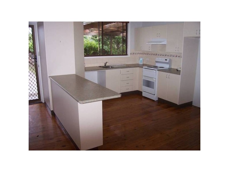 32 Andrew Road, Valentine NSW 2280