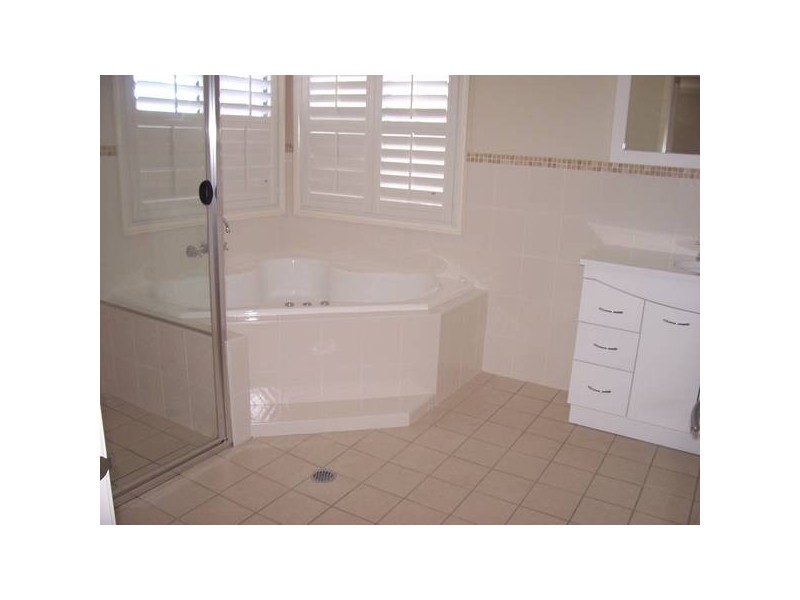 18 Mary Street, Merewether NSW 2291