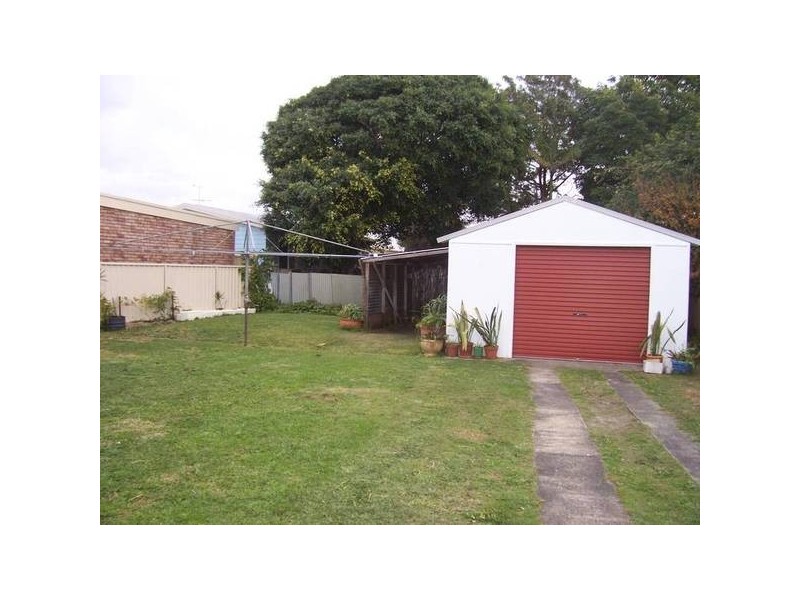 11 Albert Street, Swansea NSW 2281