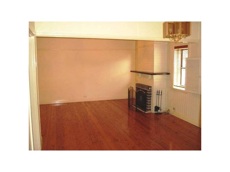 9 Bellevue Road, Belmont NSW 2280