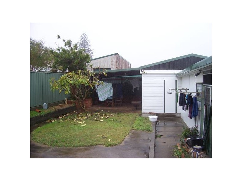 64 Wood Street, Redhead NSW 2290