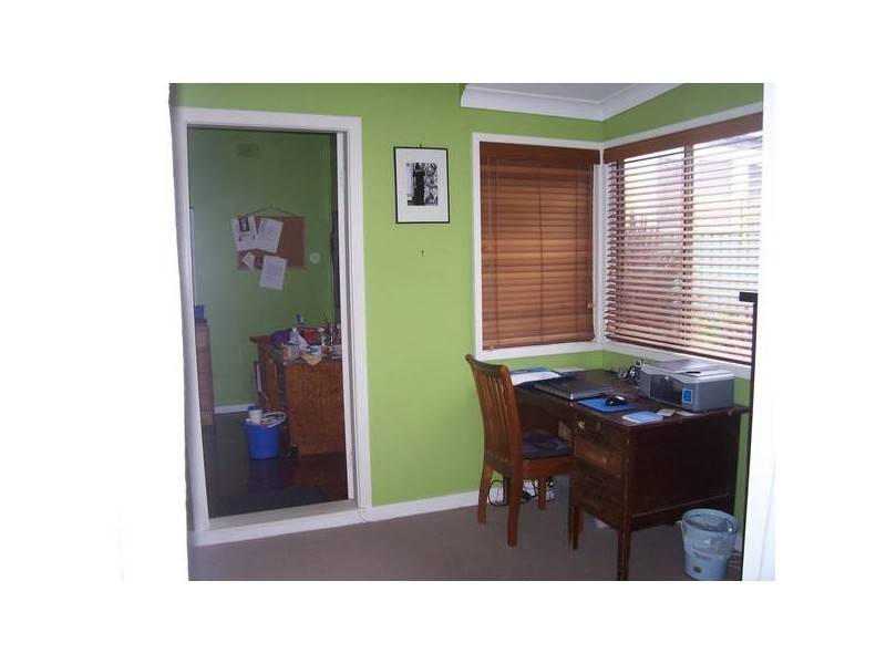 64 Wood Street, Redhead NSW 2290