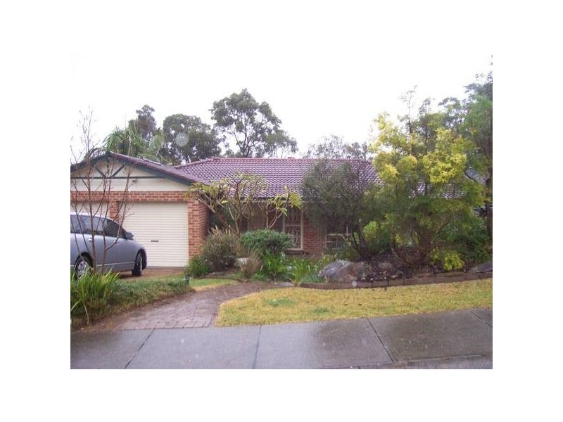 9 Woodside Drive, Eleebana NSW 2282