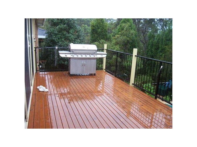 9 Woodside Drive, Eleebana NSW 2282