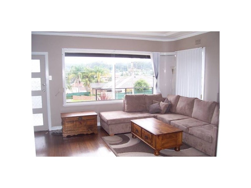 8 Tennant Road, Mount Hutton NSW 2290