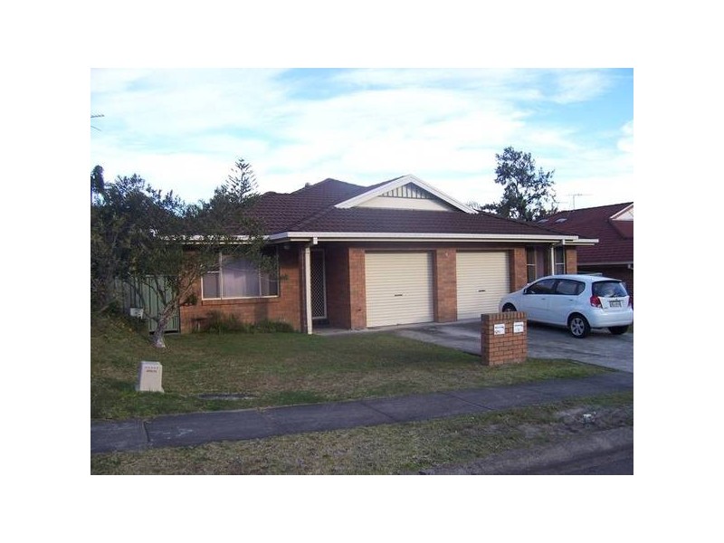 1/6 Madeleine Avenue, Charlestown NSW 2290