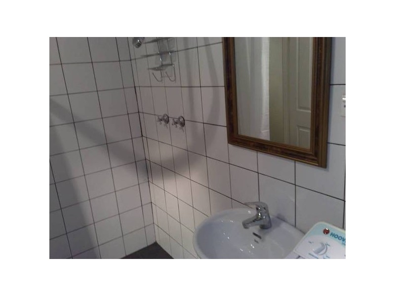 2/836 Macquarie Drive, Croudace Bay NSW 2280