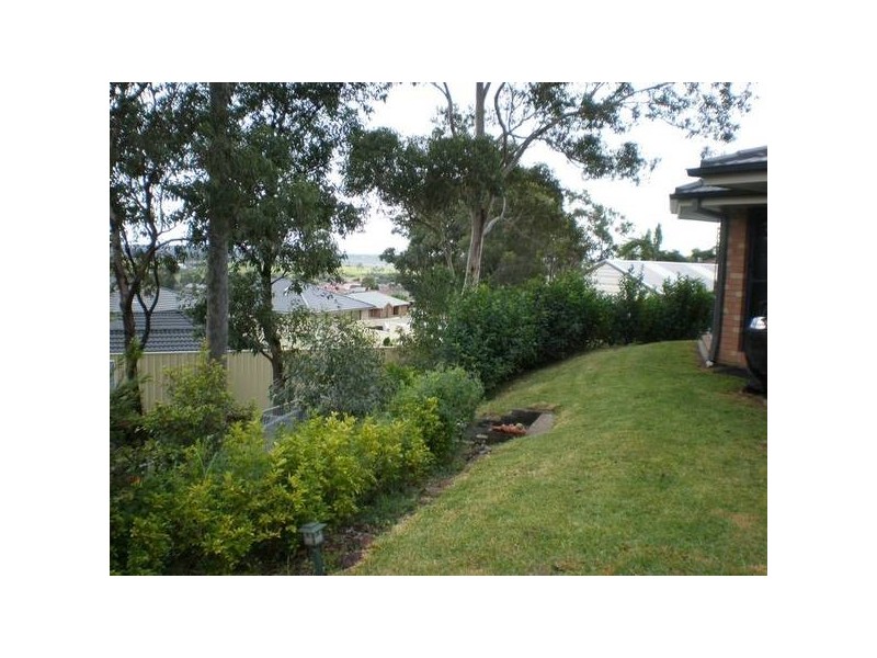 26 Faulkland Crescent, Maryland NSW 2287