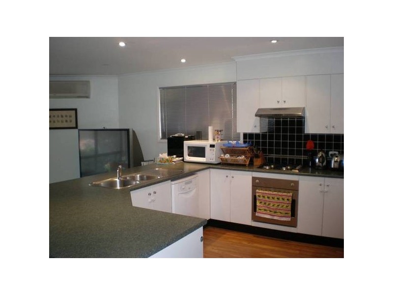 26 Faulkland Crescent, Maryland NSW 2287