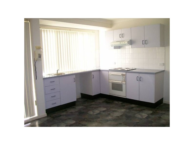 14 Lindale Way, Lakelands NSW 2282