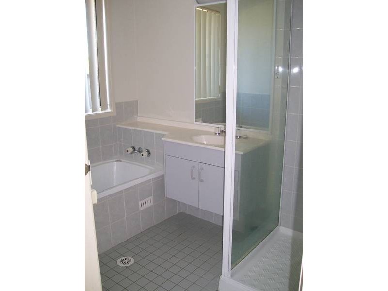 14 Lindale Way, Lakelands NSW 2282