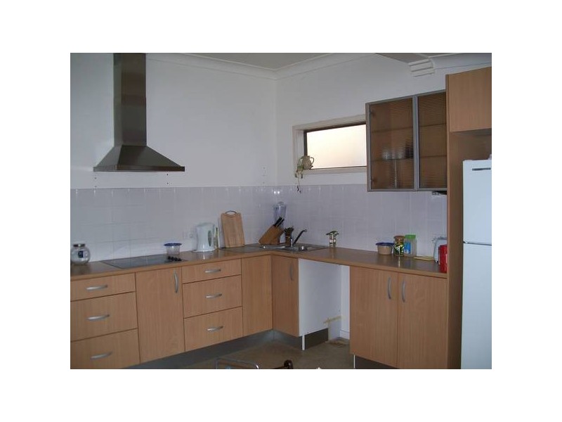 3 York Crescent, Belmont NSW 2280