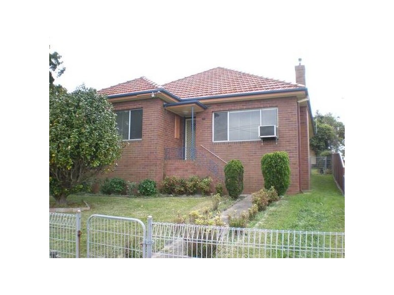 17 Fern Valley Road, Cardiff NSW 2285