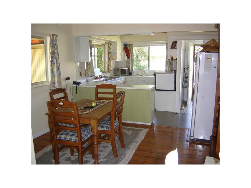 Blacksmiths NSW 2281