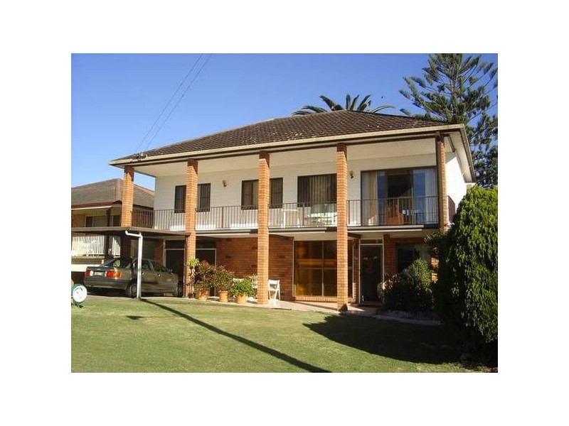 Caves Beach NSW 2281