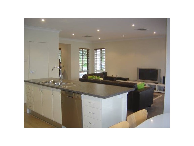 Blacksmiths NSW 2281