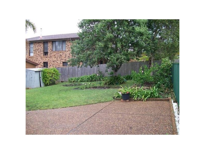 126 Caves Beach Road, Caves Beach NSW 2281