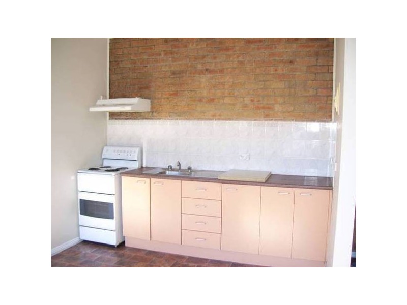 2/31 Mitchell Street, Stockton NSW 2295