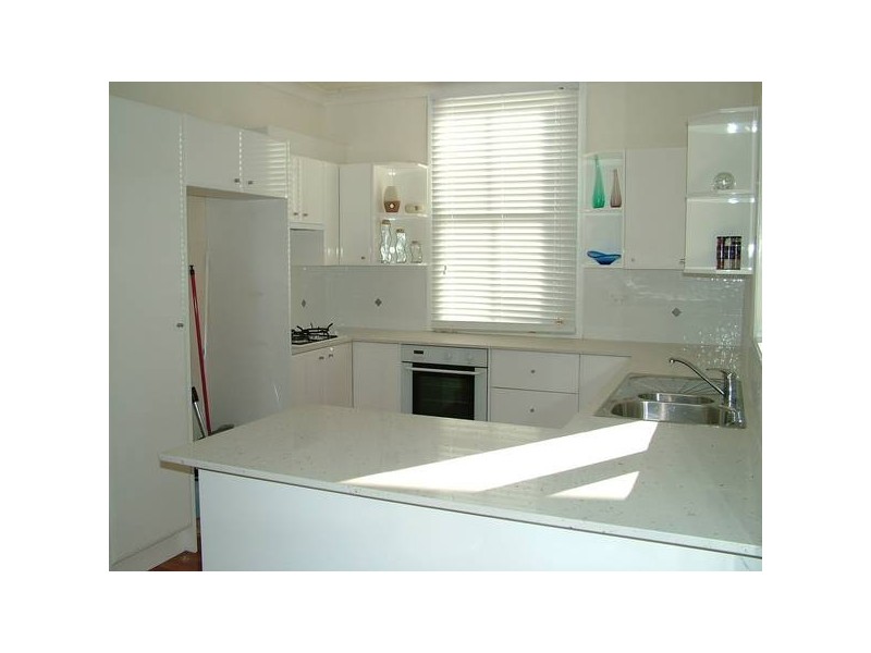 6 Gow Street, Hamilton North NSW 2292