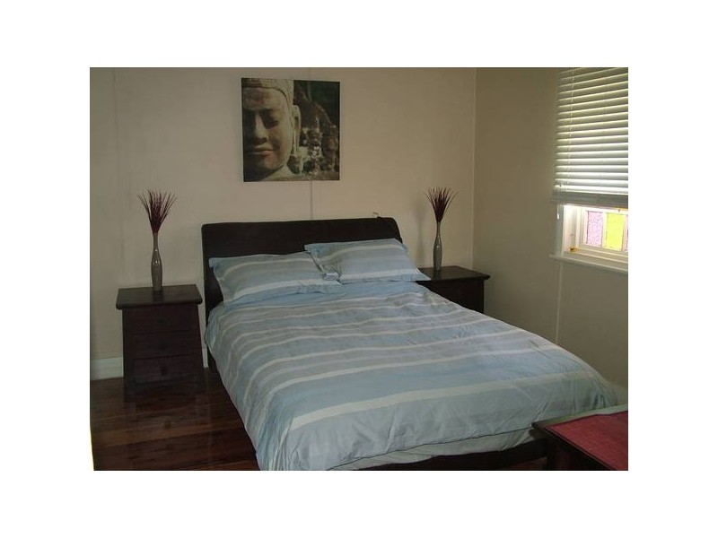 6 Gow Street, Hamilton North NSW 2292