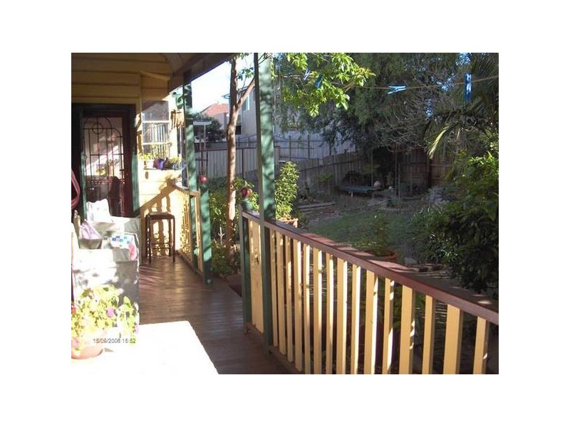 64 Power Street, Islington NSW 2296