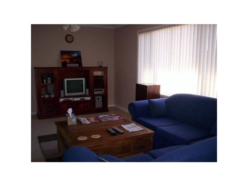 John T Bell Drive, Maryland NSW 2287