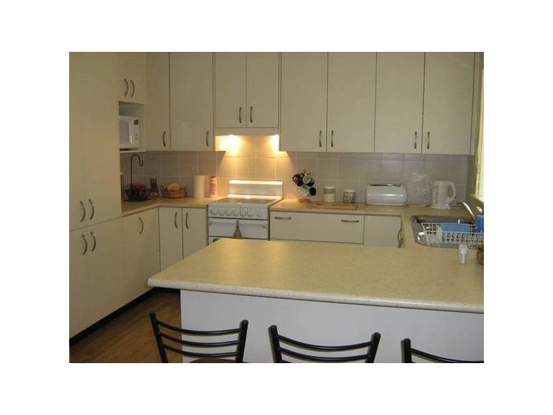 25 Carlisle Row, Fishing Point NSW 2283