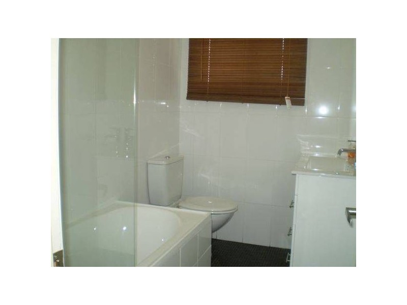 37 Chatham Road, Hamilton North NSW 2292