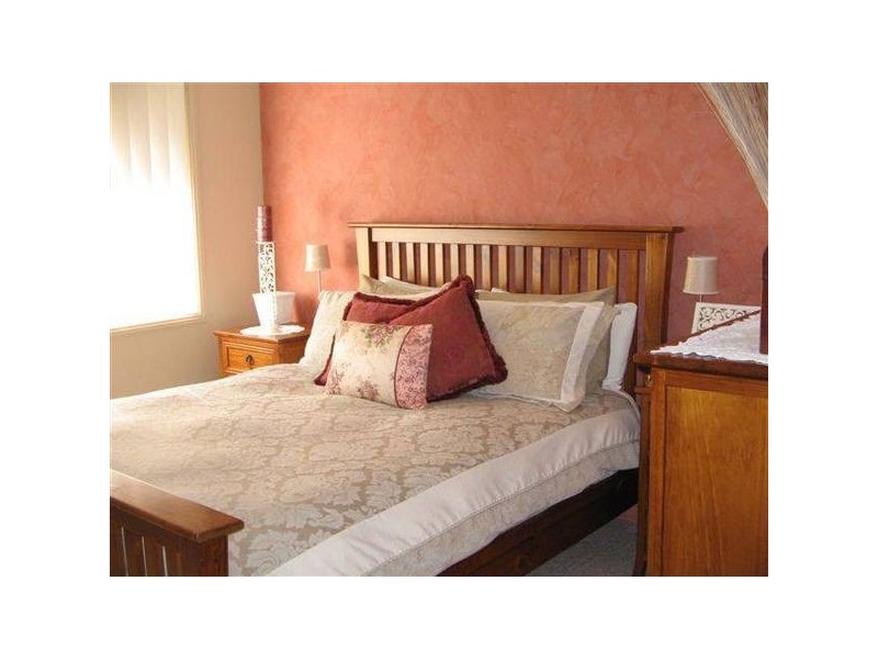 64 Flamingo Drive, Cameron Park NSW 2285