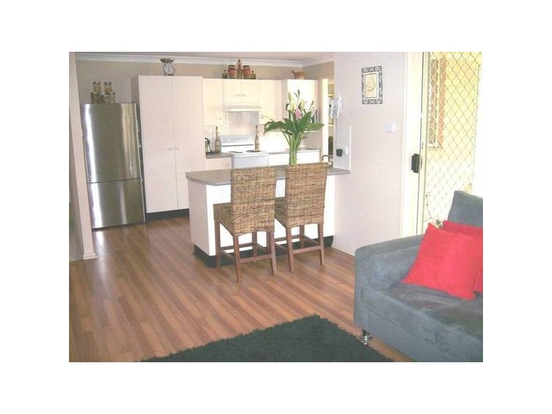 64 Flamingo Drive, Cameron Park NSW 2285