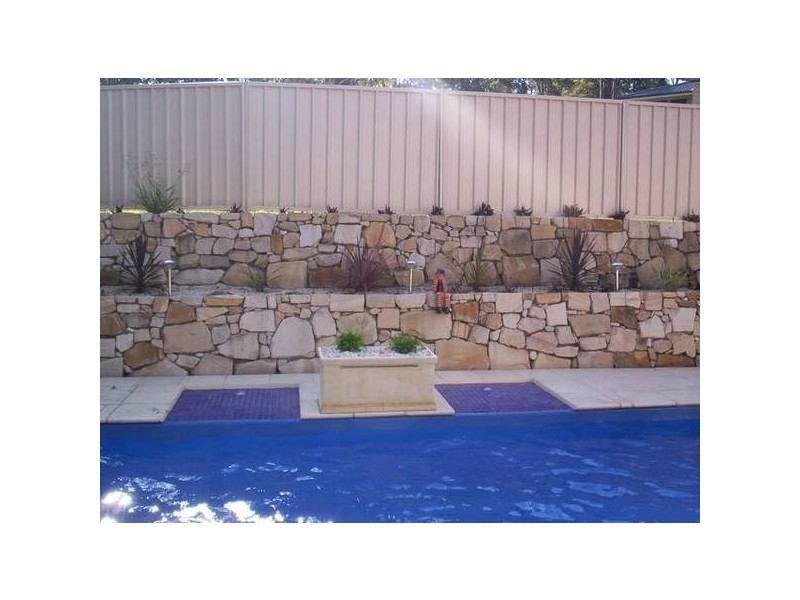 14 Styles Close, Fletcher NSW 2287