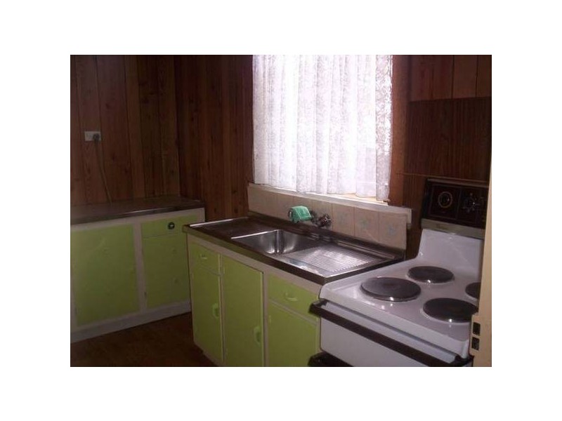 8 Kerr St, Mayfield NSW 2304