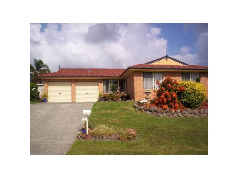17 Tinobah Place, Maryland NSW 2287